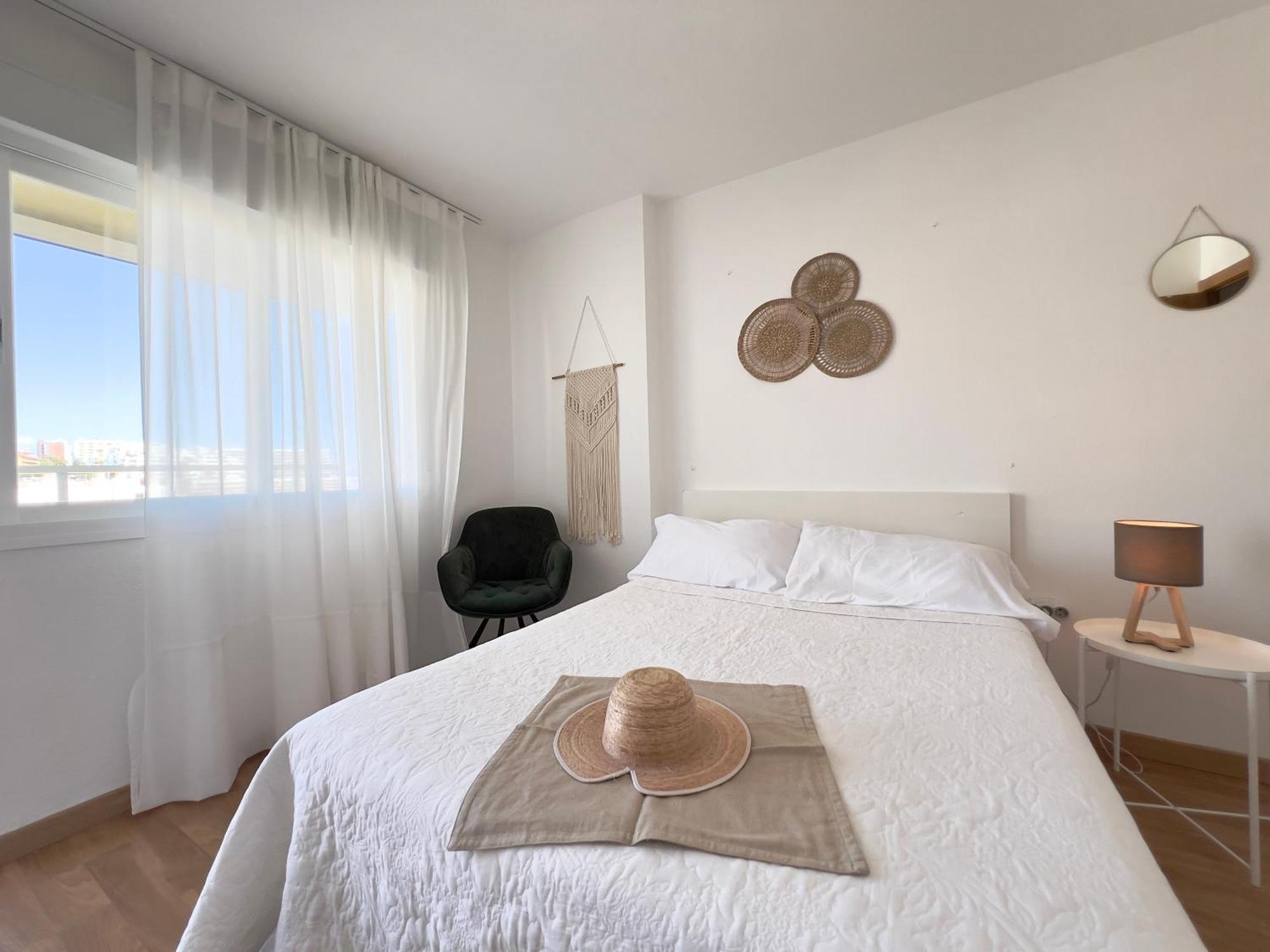 En Carihuela Con Vistas Y Plaza De Garaje, Nucleo Cristal Apartment ตอร์เรโมลิโนส ภายนอก รูปภาพ