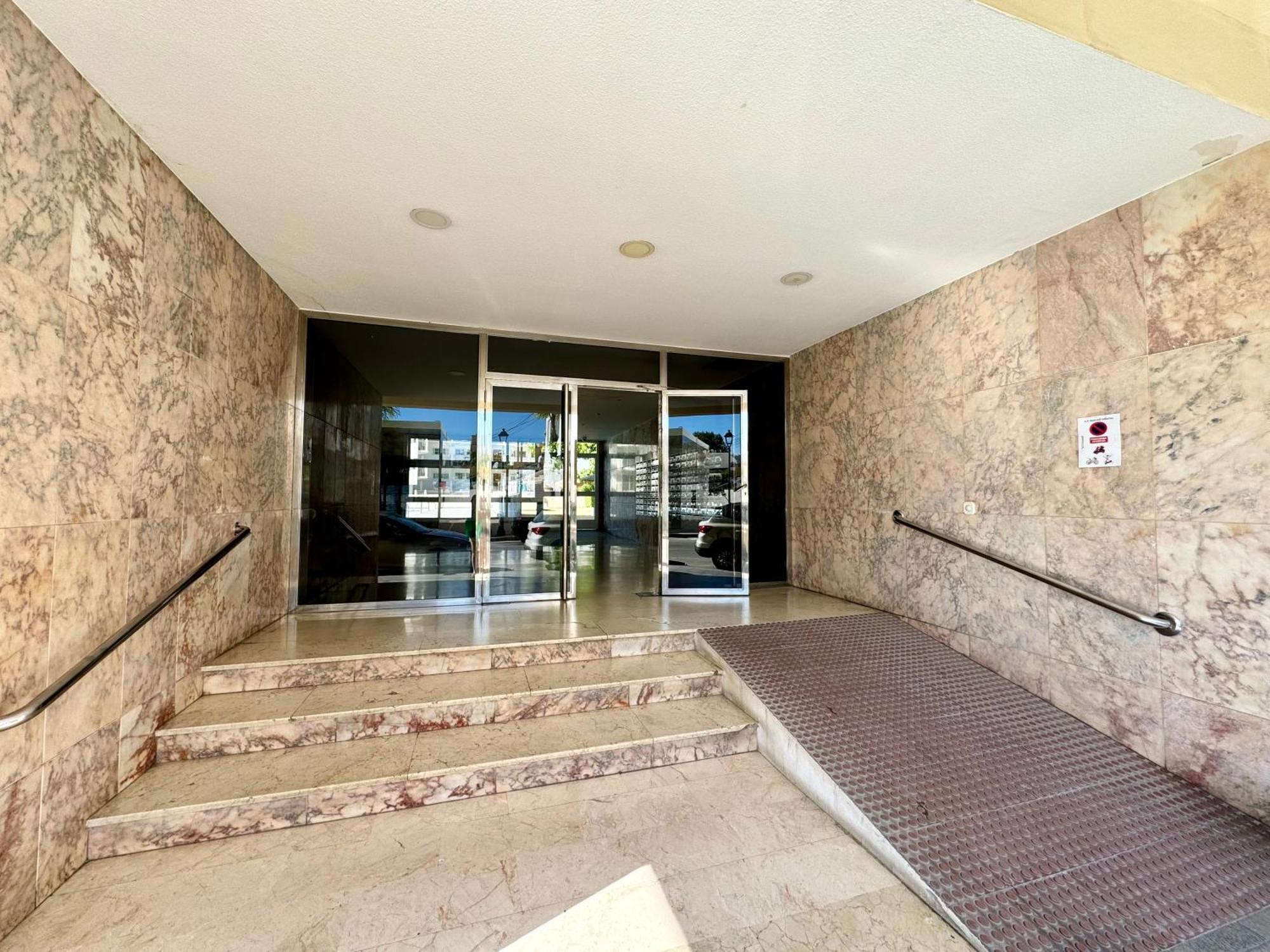 En Carihuela Con Vistas Y Plaza De Garaje, Nucleo Cristal Apartment ตอร์เรโมลิโนส ห้อง รูปภาพ